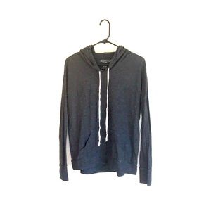 Grey light American Eagle Sweater Size S.